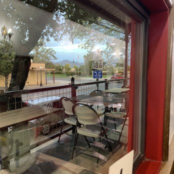 Big Tex Bar-B-Que - Looking out to the deck. - Barbeque Near Me - Willcox, Arizona
