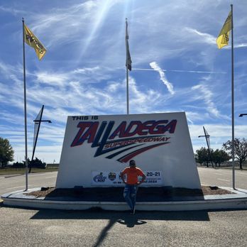 Talladega Superspeedway - Race Tracks Near Me - Lincoln, Alabama Talladega Superspeedway - Race Tracks Near Me - Lincoln, Alabama
