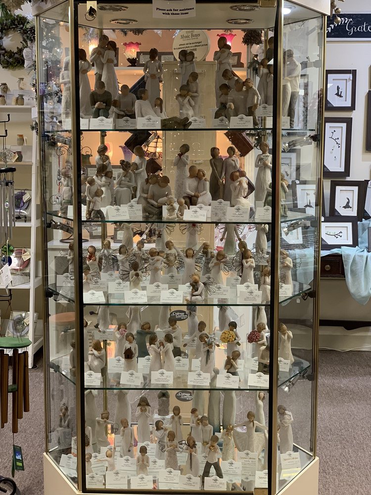 JUST FOR YOU GIFT SHOPPE Updated July 2024 34 Photos 979 Meriden