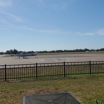 Flightline Cafe - an airplane on the runway - Breakfast & Brunch Near Me - Winter Haven, Florida