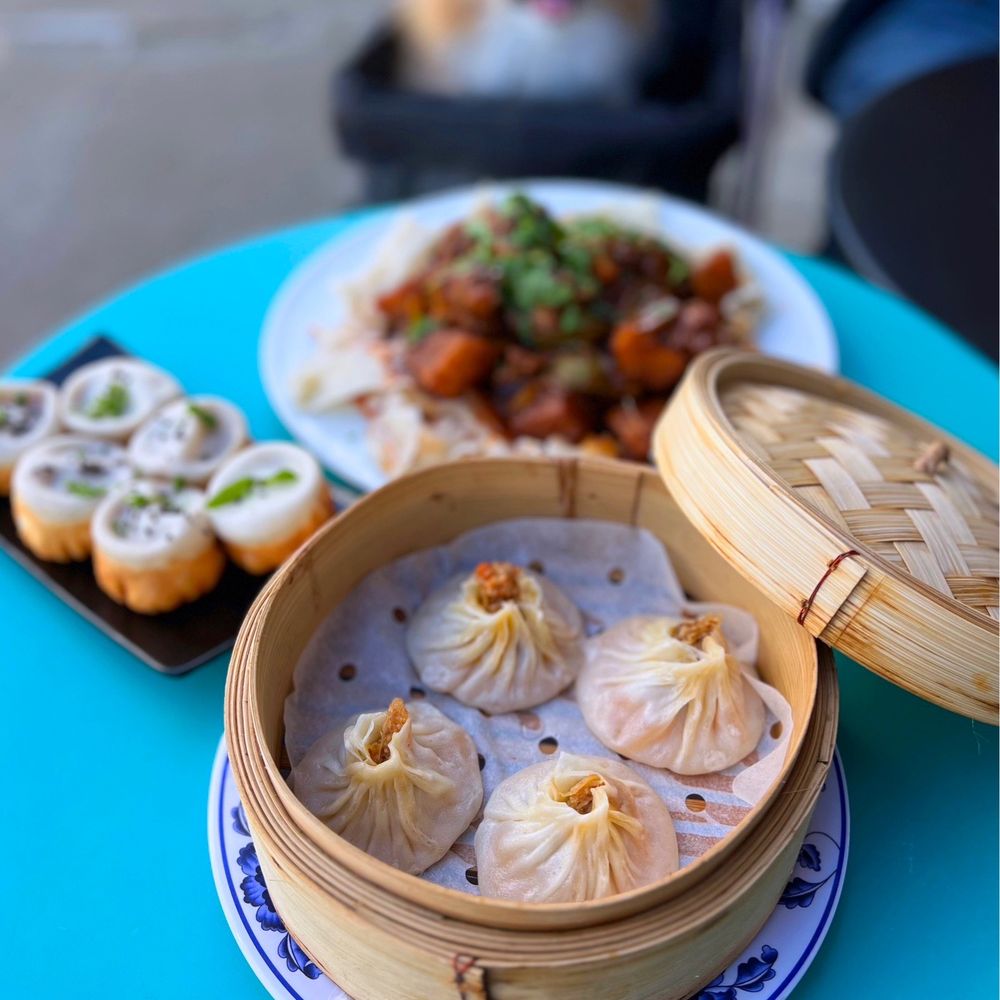 Dumpling Zone - 蟹粉小籠包 Crab & Pork XLB | 4 pc - $10.99 - Dim Sum Near Me - San Francisco, California Dumpling Zone - 蟹粉小籠包 Crab & Pork XLB | 4 pc - $10.99 - Dim Sum Near Me - San Francisco, California