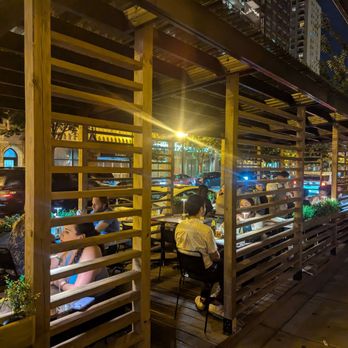 Kayao - Sidewalk patio seating - Peruvian Near Me - Chicago, Illinois