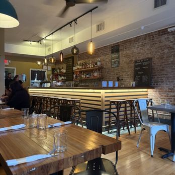 Ms. Fairfax - Inside bar - Breakfast & Brunch Near Me - Newburgh, New York