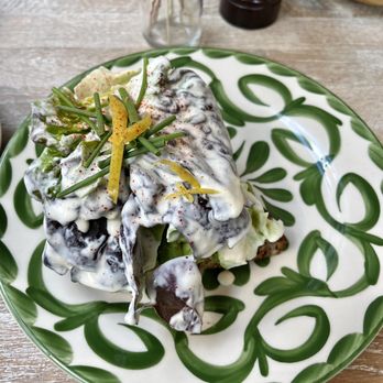Mad & Kaffe - Avocado rye bread open faced sandwich - Breakfast & Brunch Near Me - Copenhagen, 84