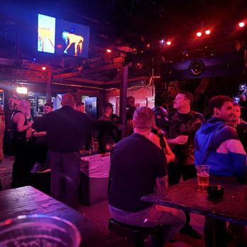 SF Eagle - Gay Bars Near Me - San Francisco, California