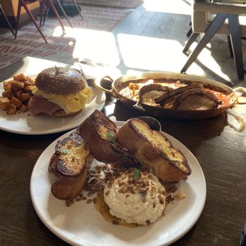 Cira - Mediterranean Near Me - Chicago, Illinois