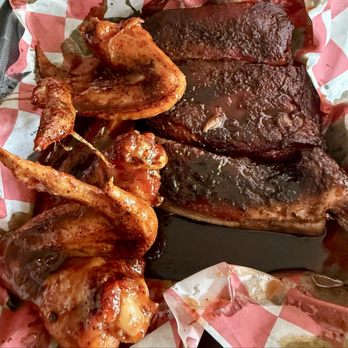 Smokin’ Gringo's - Wings & Ribs Platter. Wings were 7.5/10, ribs were 10/10. - Tex-Mex Near Me - Summerville, South Carolina Smokin’ Gringo's - Wings & Ribs Platter. Wings were 7.5/10, ribs were 10/10. - Tex-Mex Near Me - Summerville, South Carolina