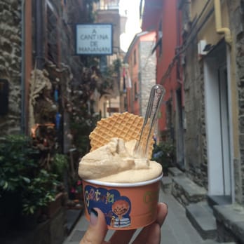 Alberto Gelateria - Tiramisu gelato - Ice Cream & Frozen Yogurt Near Me - Corniglia, SP Alberto Gelateria - Tiramisu gelato - Ice Cream & Frozen Yogurt Near Me - Corniglia, SP