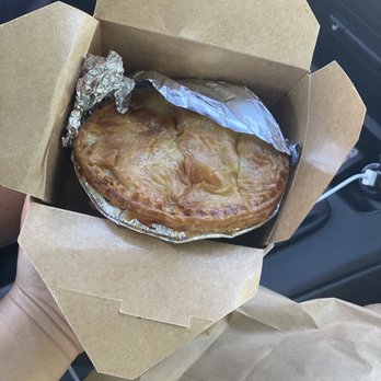Pot Pie Paradise - Chicken pot pie - Sandwiches Near Me - Hayward, California Pot Pie Paradise - Chicken pot pie - Sandwiches Near Me - Hayward, California