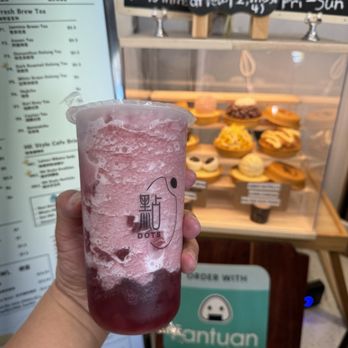 Dots Boba - Grapes tea slush - Bubble Tea Near Me - San Francisco, California