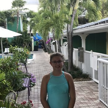 Almond Tree Inn - Hotels Near Me - Key West, Florida
