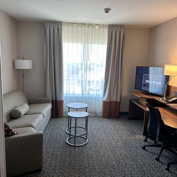 Fairfield Inn & Suites Springfield North - Hotels Near Me - Springfield, Missouri Fairfield Inn & Suites Springfield North - Hotels Near Me - Springfield, Missouri