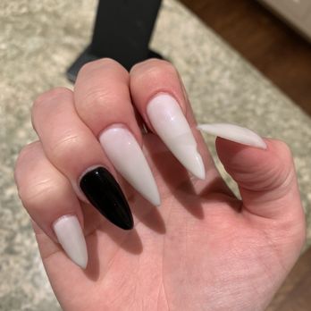 Tips to Toes Nail Salon - My "acrylics" with no actual acrylic - Nail Salons Near Me - Bethesda, Maryland