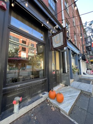 ICI Macarons & Cafe by null