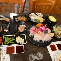 Jang Soo Sushi Bar Restaurant - Small combo