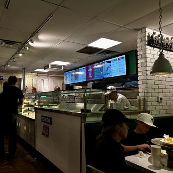 Pizza on Pearl - Pizza Near Me - La Jolla, California Pizza on Pearl - Pizza Near Me - La Jolla, California