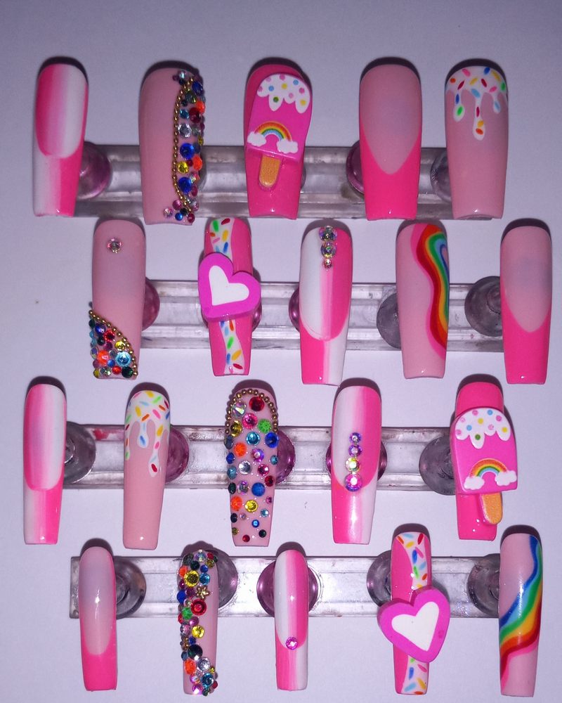 Nails By Candy Logo