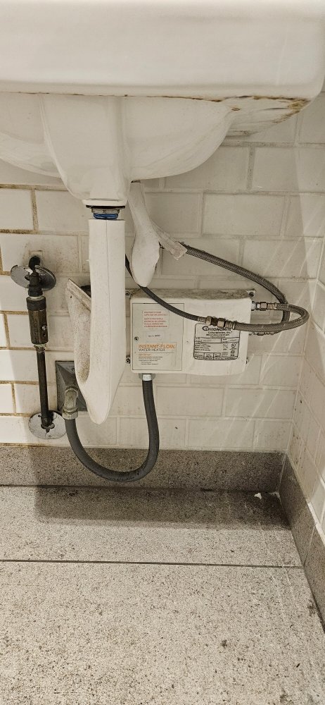 Slide of Plumbing Services