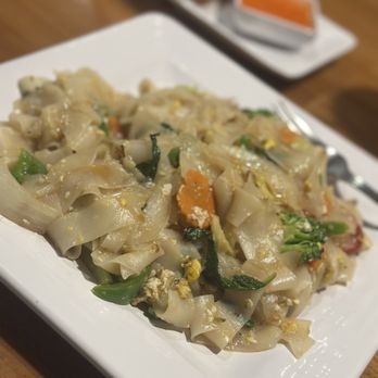 Thai Fresh Gardens - Drunken Noodle** - Thai Near Me - La Grande, Oregon Thai Fresh Gardens - Drunken Noodle** - Thai Near Me - La Grande, Oregon