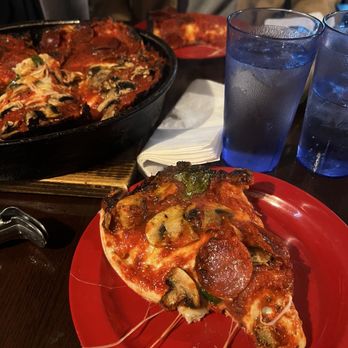 Pequod's Pizza - Pizza Near Me - Chicago, Illinois Pequod's Pizza - Pizza Near Me - Chicago, Illinois