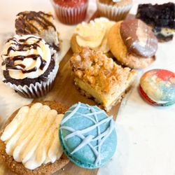Cupcaked - Mix & match mini deal