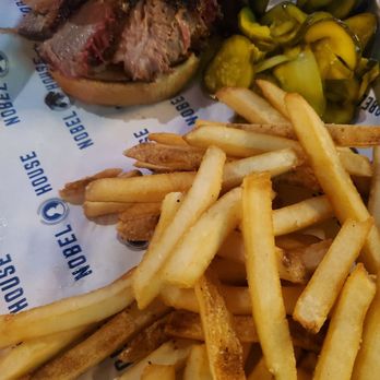Nobel House - Brisket sandwich with fries - New American Near Me - Glen Ellyn, Illinois Nobel House - Brisket sandwich with fries - New American Near Me - Glen Ellyn, Illinois