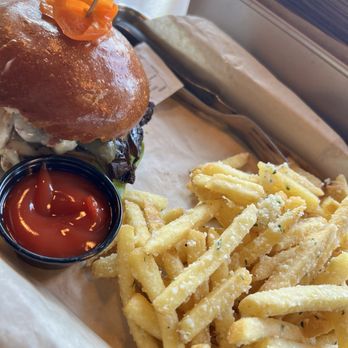 Tipsy Cow Burger Bar - Redmond - The Arsonist - Burgers Near Me - Redmond, Washington