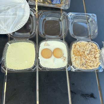Extraordinary Banana Pudding - Lemon banana pudding, original and maybe cheesecake? - Desserts Near Me - La Mesa, California Extraordinary Banana Pudding - Lemon banana pudding, original and maybe cheesecake? - Desserts Near Me - La Mesa, California