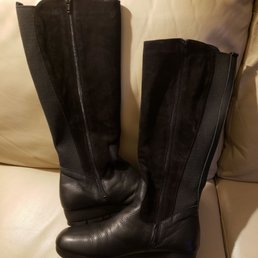 Leather boots by Aerobics. Leather boots by Aerobics.