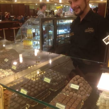 Butlers Chocolate Cafe - Cafes Near Me - Lower Hutt, WGN