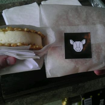 Meat & Bread - Maple bacon ice cream sandwich - Sandwiches Near Me - Vancouver, British Columbia