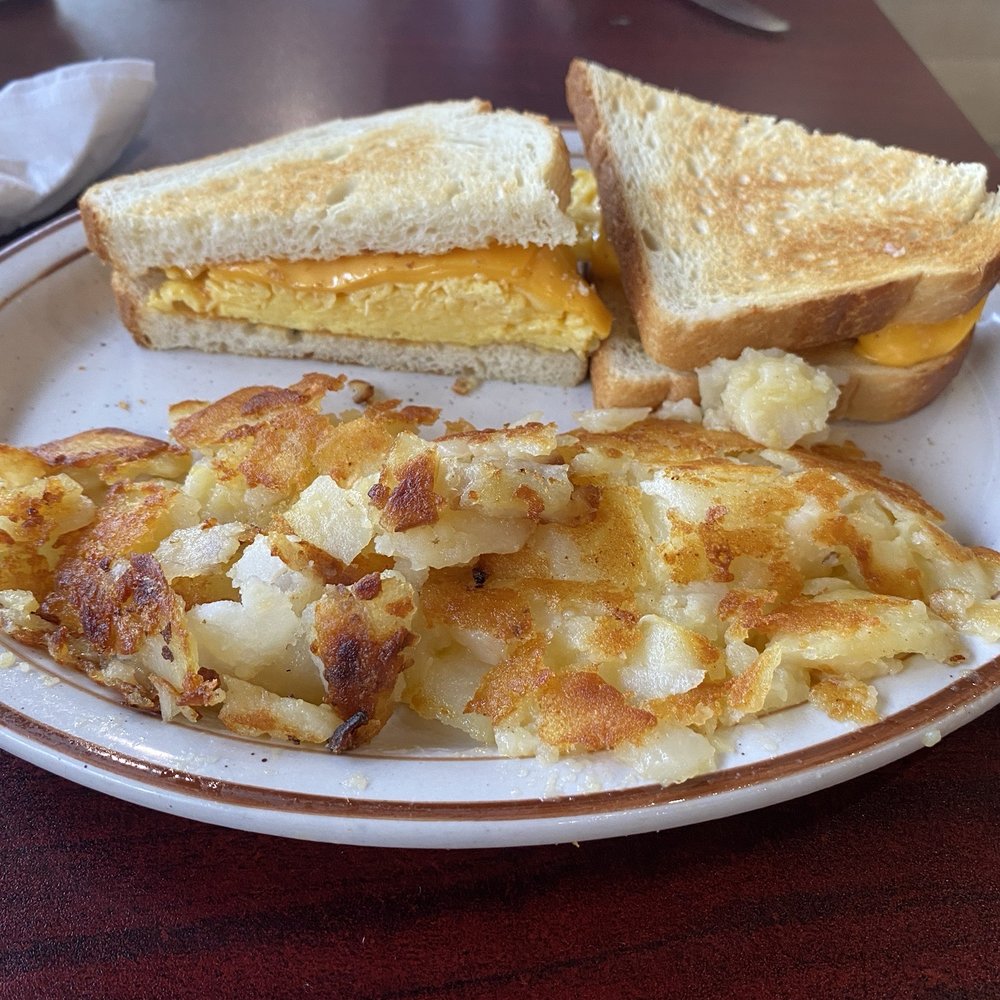 Brookfield Breakfast - Egg cheese breakfast sandwich - Breakfast & Brunch Near Me - Brookfield, Illinois Brookfield Breakfast - Egg cheese breakfast sandwich - Breakfast & Brunch Near Me - Brookfield, Illinois