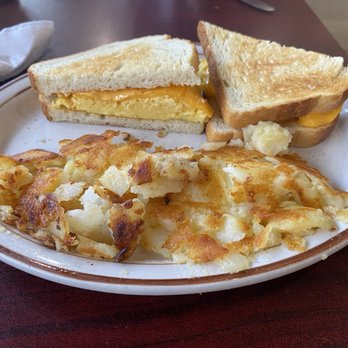 Brookfield Breakfast - Egg cheese breakfast sandwich - Breakfast & Brunch Near Me - Brookfield, Illinois