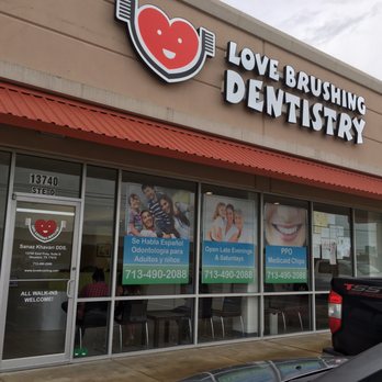Love Brushing Dentistry - Entrance - Pediatric Dentists Near Me - Houston, Texas