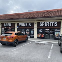 Liquor Cave - Store front of Liquor Cave in Palm Harbor, Florida
