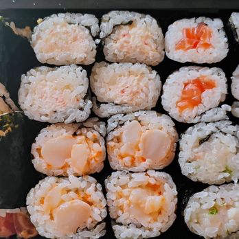 Hatsuyuki Handroll Bar - The #4 & Spicy Salmon Roll - Sushi Bars Near Me - Fort Worth, Texas Hatsuyuki Handroll Bar - The #4 & Spicy Salmon Roll - Sushi Bars Near Me - Fort Worth, Texas
