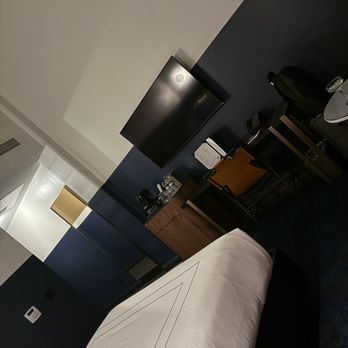 Dream Nashville - TV - Hotels Near Me - Nashville, Tennessee Dream Nashville - TV - Hotels Near Me - Nashville, Tennessee