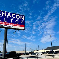 Chacon Autos - Chacon Autos Arlington billboard