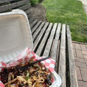 The Colonial Grill - bbq pork with peppers and onions on fries and amazing house sauce - Food Trucks Near Me - Morristown, New Jersey The Colonial Grill - bbq pork with peppers and onions on fries and amazing house sauce - Food Trucks Near Me - Morristown, New Jersey
