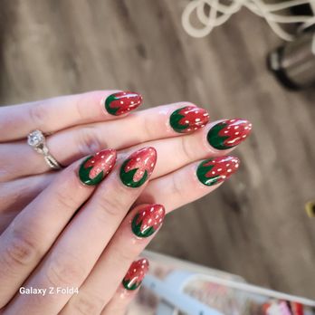 Nails by Sara - Nail Technicians Near Me - New Berlin, Wisconsin