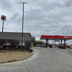 Pilot Travel Center - Pilot