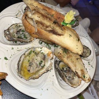 FishBones - Sushi Bars Near Me - Lake Mary, Florida