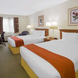 Baymont by Wyndham Freeport - Guest room amenity