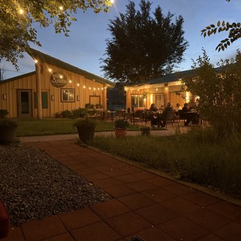 Hunt & Gather Restaurant - Outside dining available - New American Near Me - Torrey, Utah