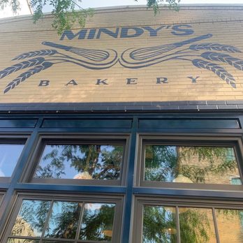 Mindy's Bakery - Outside - Desserts Near Me - Chicago, Illinois