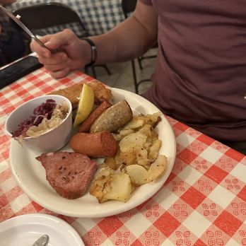 Mutti's German Restaurant - Schnitzel, brats sausage , red cabbage and potato's - German Near Me - Lawton, Oklahoma Mutti's German Restaurant - Schnitzel, brats sausage , red cabbage and potato's - German Near Me - Lawton, Oklahoma