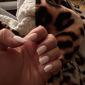 Lumera Nail Salon - Dip baby dip! - Nail Salons Near Me - Chicago, Illinois