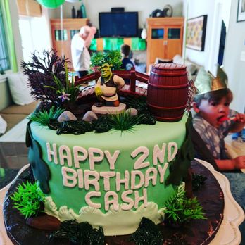 Le Gateau Elegant - Adorable 2nd bday cake! - Bakeries Near Me - Walnut Creek, California Le Gateau Elegant - Adorable 2nd bday cake! - Bakeries Near Me - Walnut Creek, California