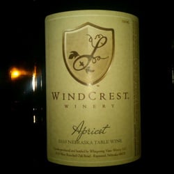 WindCrest Winery - Apricot wine