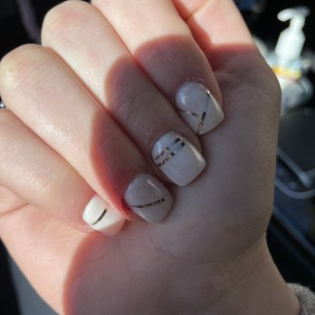 Sandy Nail and Spa - What I got...notice my injured finger - Nail Technicians Near Me - Franklin Square, New York